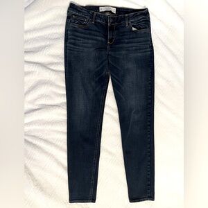 Abercrombie & Fitch. Size 10R ( W 30 L 29)